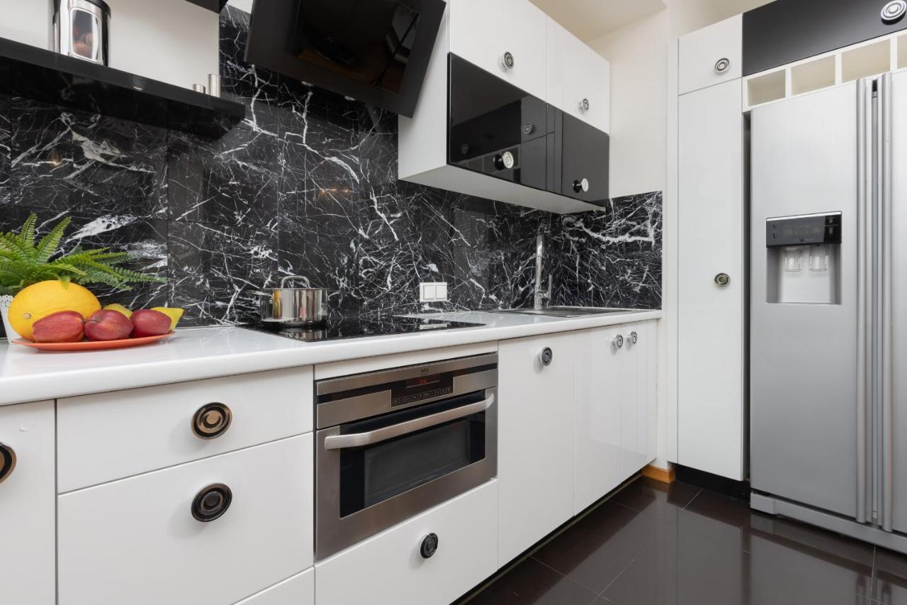 Warsaw Śródmieście Apartment with balcony&parking by Renters Zewnętrze zdjęcie