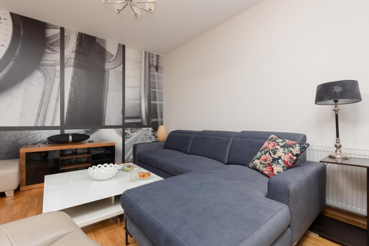 Warsaw Śródmieście Apartment with balcony&parking by Renters Zewnętrze zdjęcie