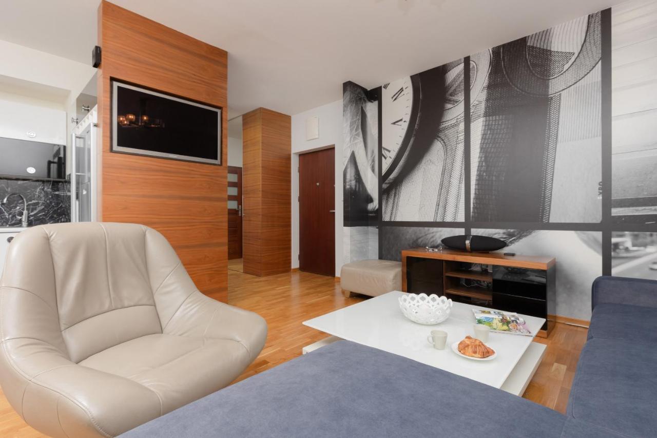 Warsaw Śródmieście Apartment with balcony&parking by Renters Zewnętrze zdjęcie